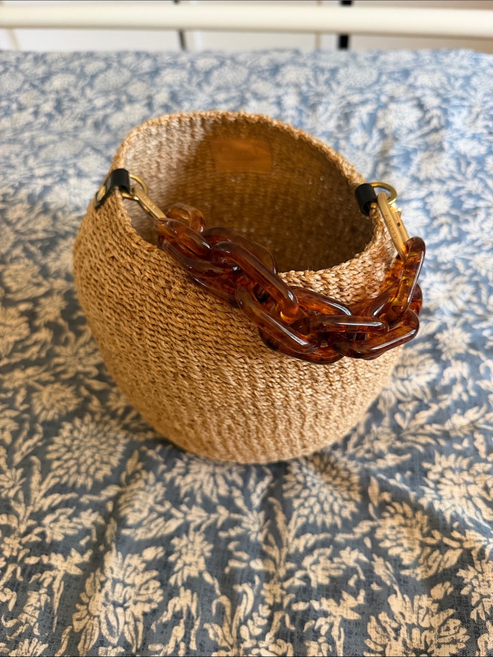 Clare v pot de miel with shortie Tortoiseshell strap - Picture 4 of 4